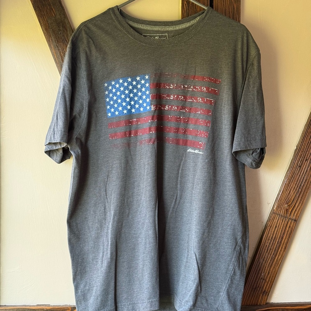 Eddie Bauer Gray American Short Sleeve Tee